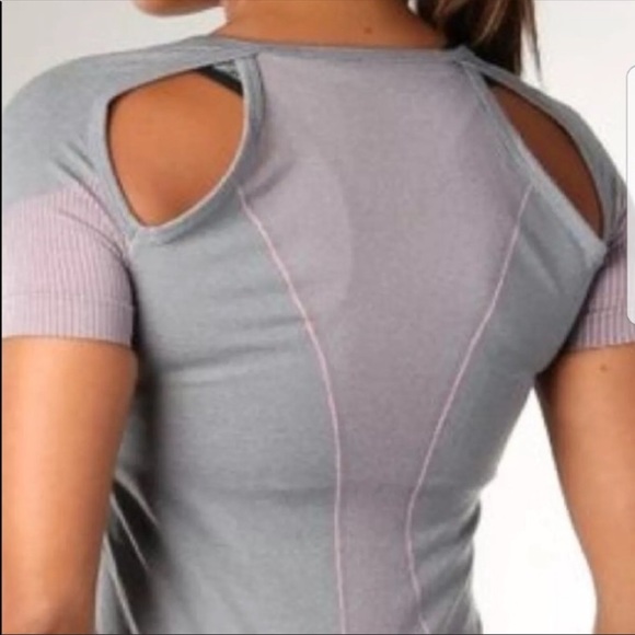 Gymshark Seamless Airflow Shirt - Picture 3 of 6